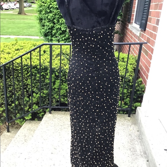 SCALA gown. - Picture 3 of 6